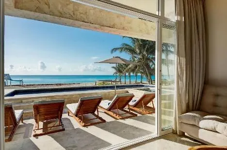 Casa De Playa- Transportation & Cooks Included! Villa Playa del Carmen
