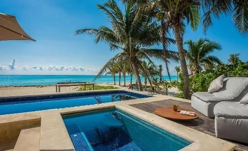 Villa Casa De Playa- Transportation & Cooks Included! Playa del Carmen
