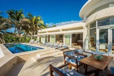 Villa Casa De Playa- Transportation & Cooks Included! Playa del Carmen 0*,
