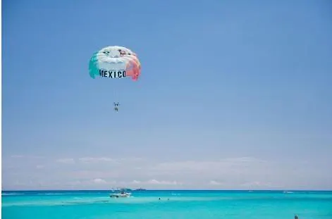 Casa De Playa- Transportation & Cooks Included! Villa Playa del Carmen